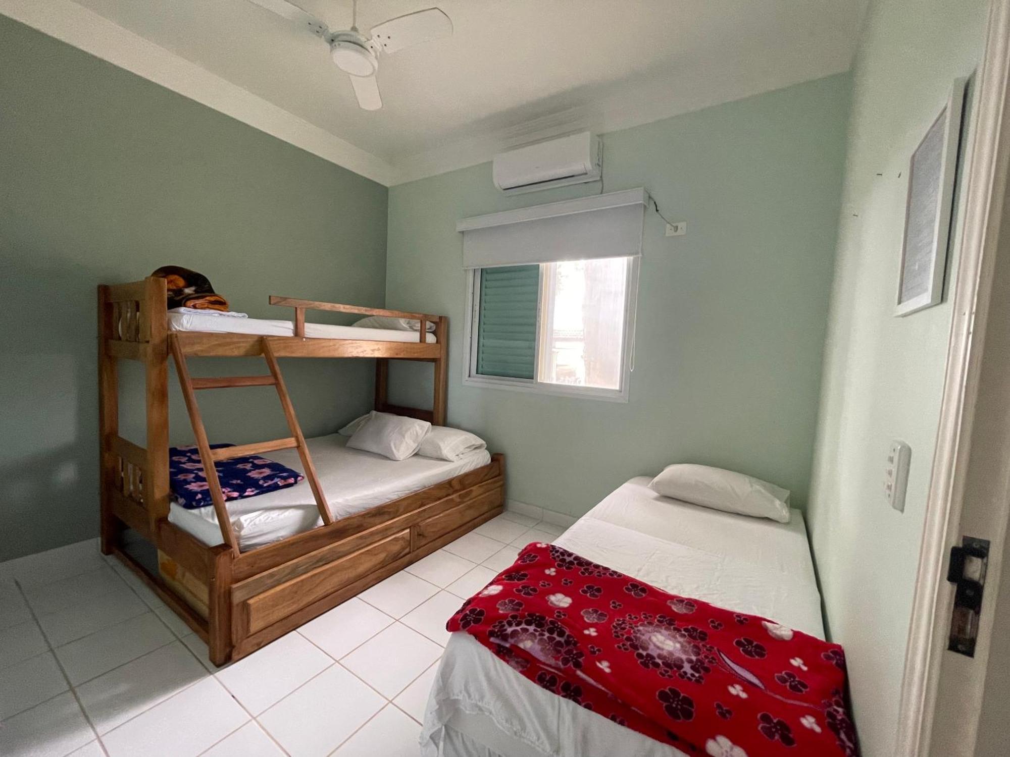 Recanto Divino - Pe Na Areia - Quartos Host Гуаружа Экстерьер фото